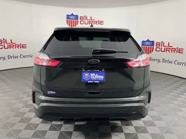 Certified 2023 Ford Edge SE w/ Black Appearance Package image 4