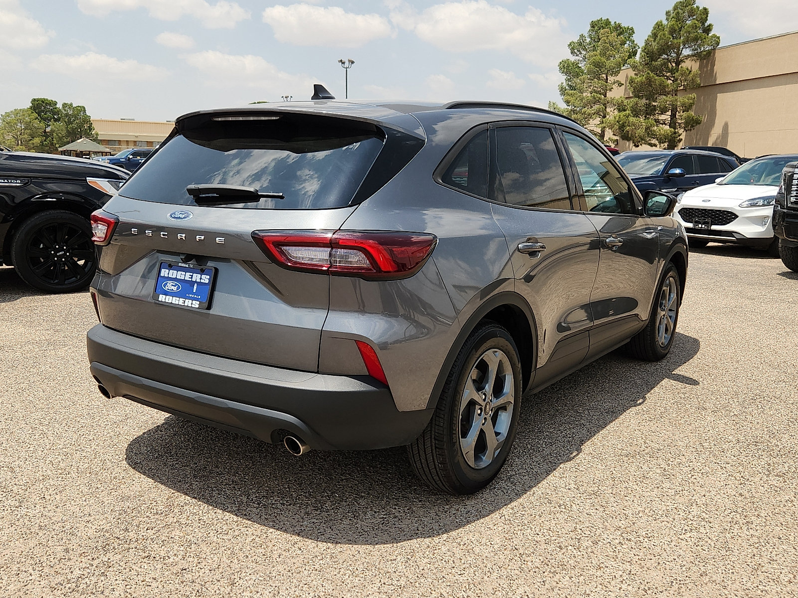 Certified 2025 Ford Escape ST-Line FWD image 7