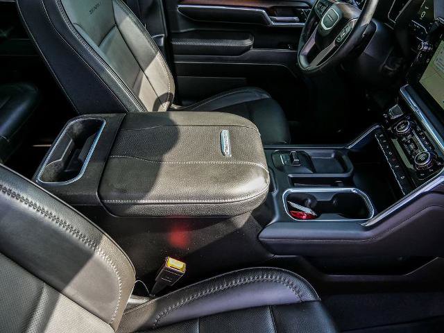 Used 2024 GMC Sierra 2500 Denali w/ Denali Reserve Package AWD/4WD image 21