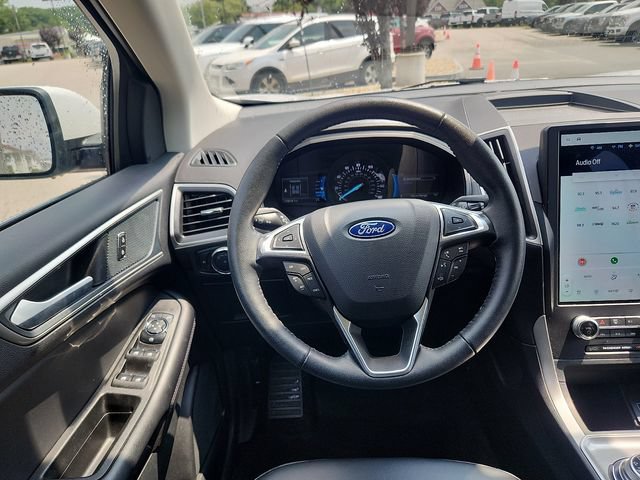 Certified 2024 Ford Edge SEL w/ Convenience Package AWD/4WD image 9