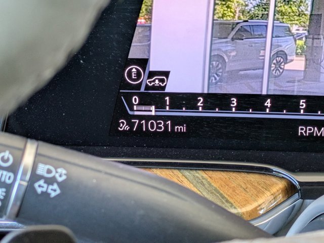 Used 2021 Cadillac Escalade Premium Luxury Platinum image 33