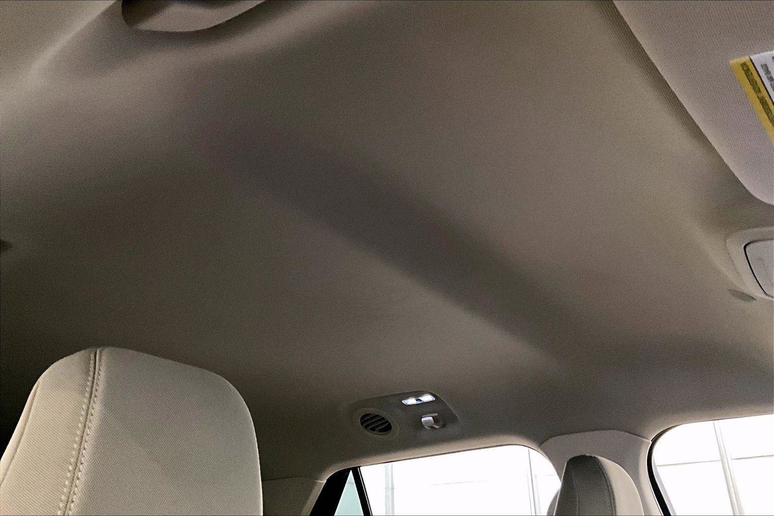 Certified 2020 Ford Explorer XLT w/ Class III Trailer Tow Package image 21