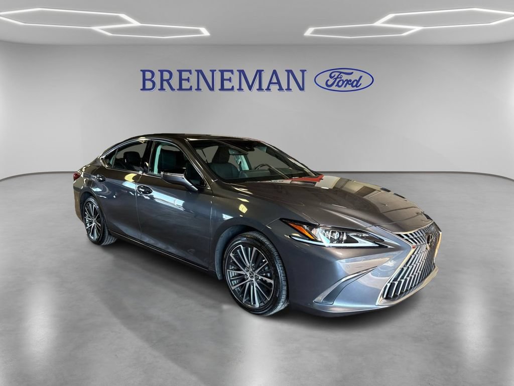 Used 2023 Lexus ES 350 w/ Premium Package FWD image 3