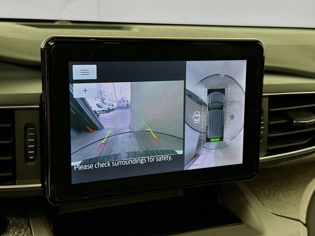 Certified 2022 Ford Explorer Timberline image 12