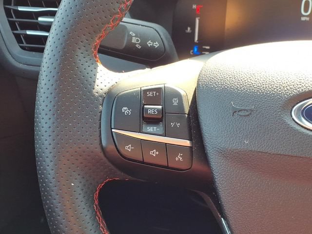 Certified 2023 Ford Escape ST-Line w/ Tech Pack #1 AWD/4WD image 22