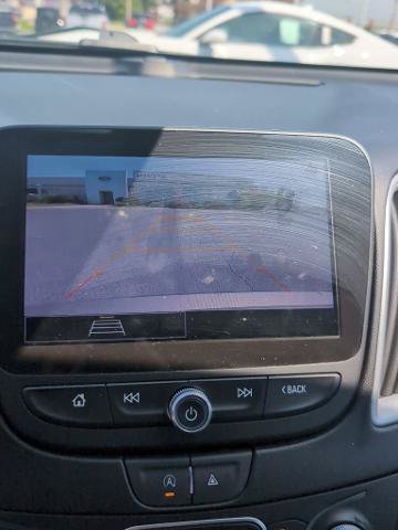 Used 2023 Chevrolet Malibu LT FWD image 12