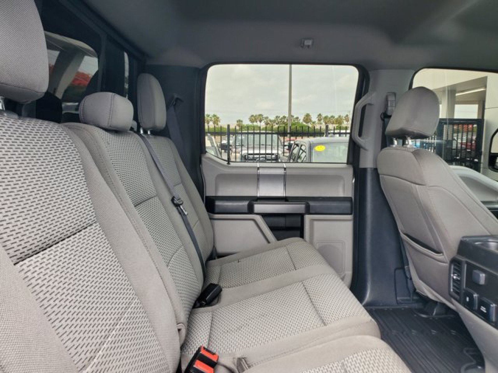 Certified 2021 Ford F250 XLT w/ XLT Premium Package AWD/4WD image 33