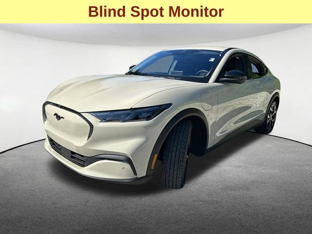 Certified 2025 Ford Mustang Mach-E Select AWD/4WD image 5