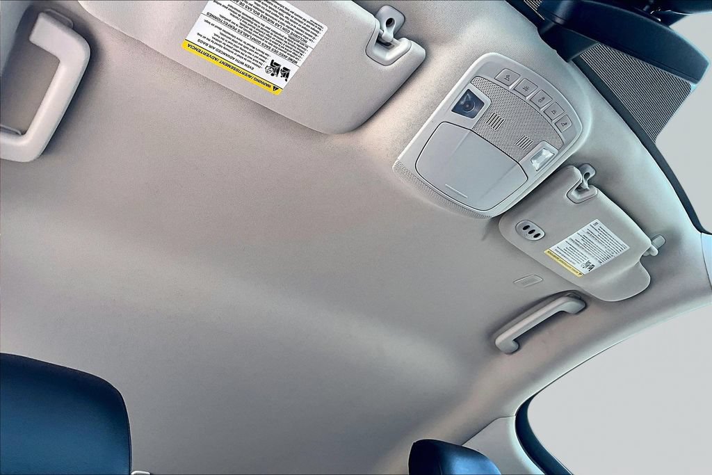 Certified 2024 Ford Edge Titanium AWD/4WD image 22