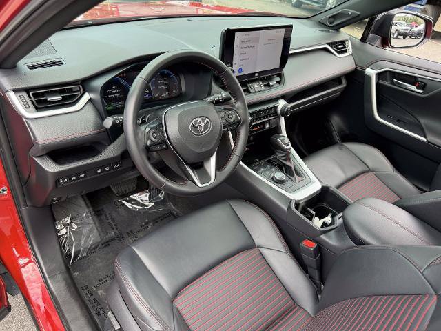 Used 2025 Toyota RAV4 XSE w/ Weather Package AWD/4WD image 40