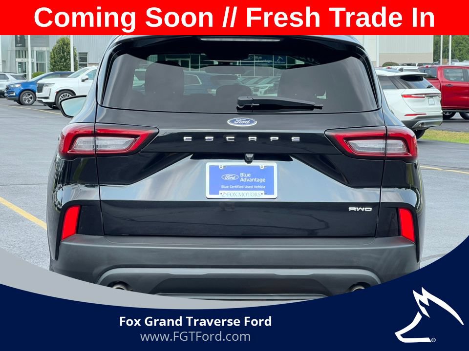 Certified 2025 Ford Escape ST-Line Select AWD/4WD image 36