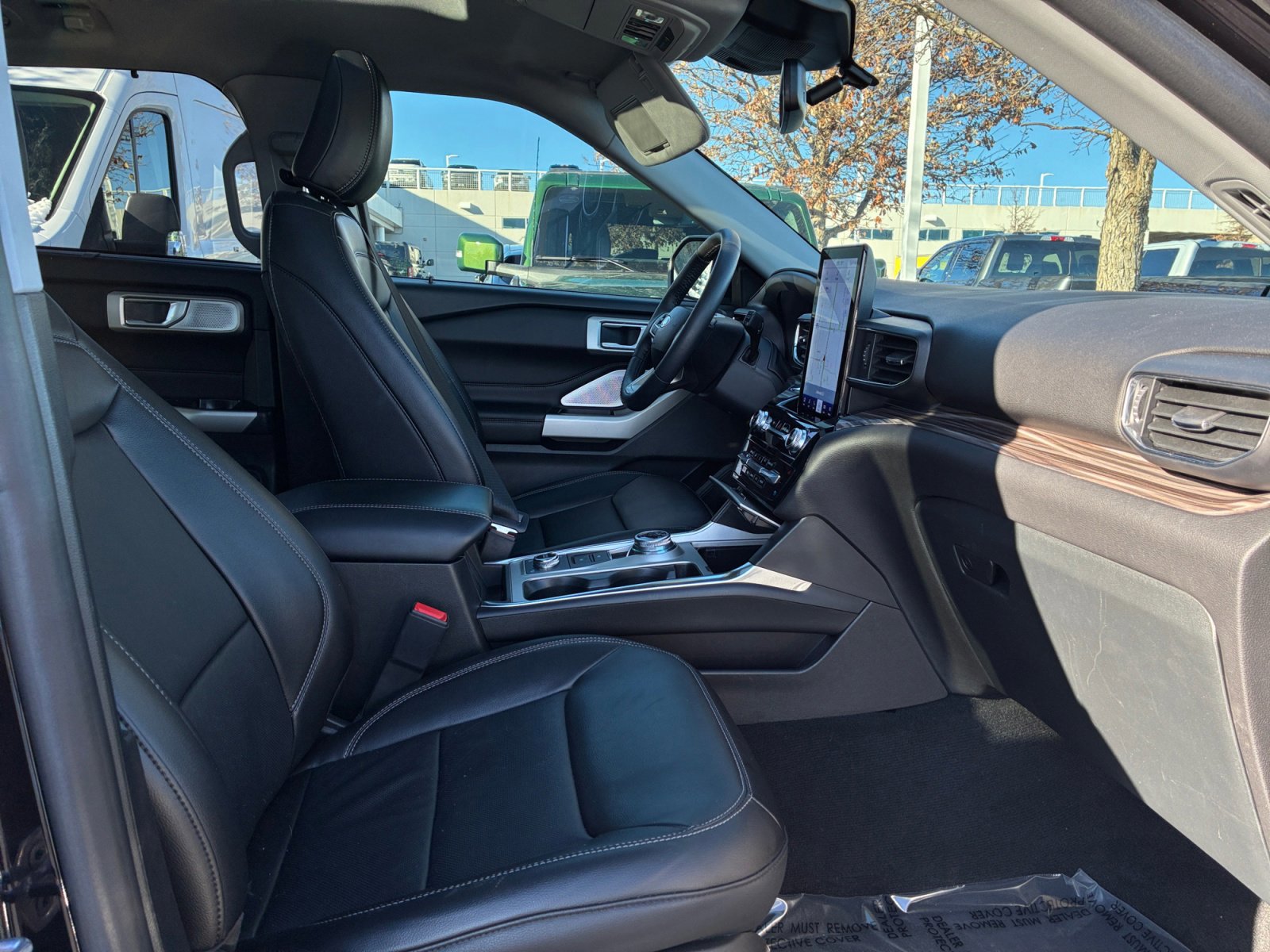 Certified 2023 Ford Explorer Limited w/ Limited Technology Package image 19