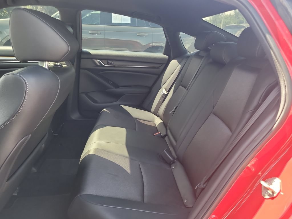 Used 2019 Honda Accord Sport image 11