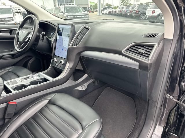 Certified 2022 Ford Edge SEL w/ Convenience Package AWD/4WD image 12