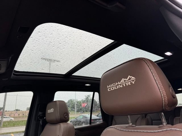Used 2021 Chevrolet Tahoe High Country AWD/4WD image 8