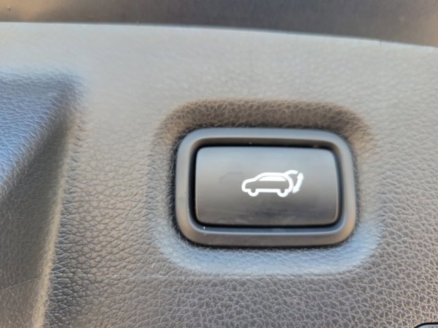 Used 2022 Hyundai Santa Fe Limited image 14