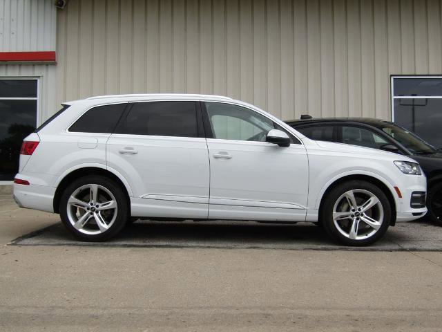 Used 2019 Audi Q7 3.0T Prestige AWD/4WD image 2