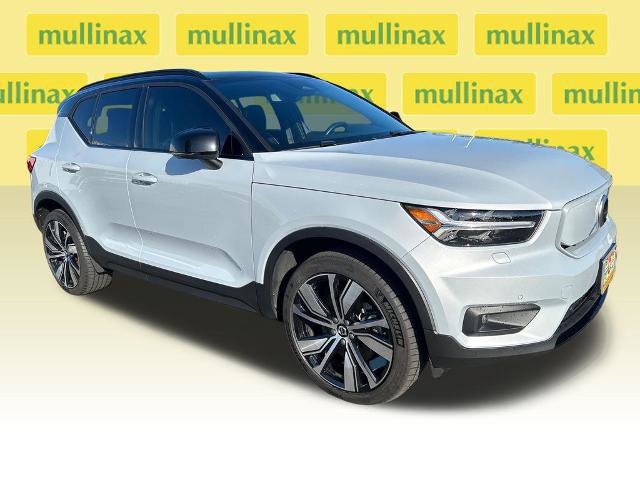 Used 2021 Volvo XC40 P8 Recharge w/ Advanced Package AWD/4WD image 1
