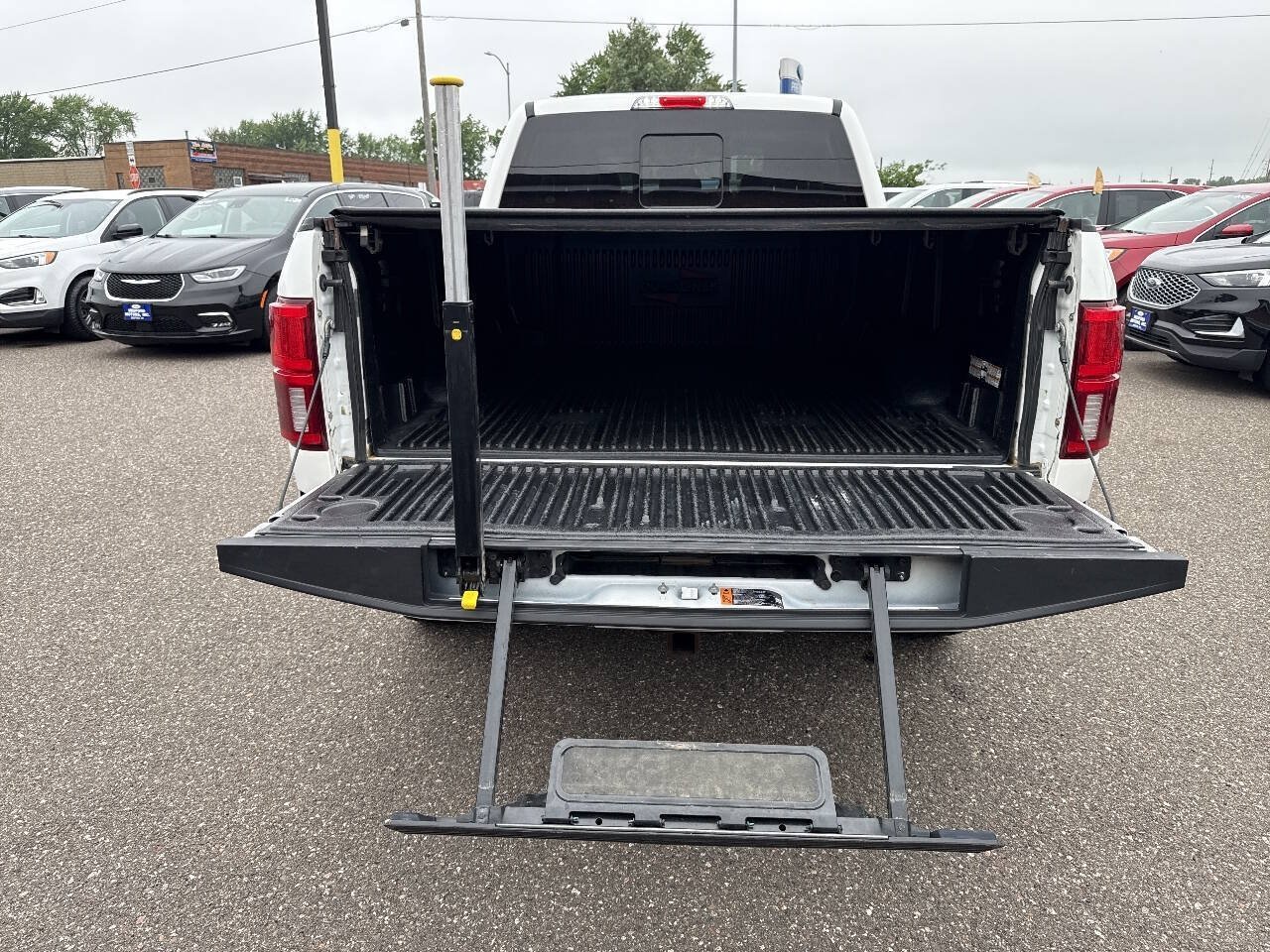 Certified 2020 Ford F150 Lariat w/ Equipment Group 502A Luxury AWD/4WD image 8