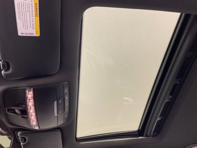 Used 2018 Mercedes-Benz C 300 Sedan image 22