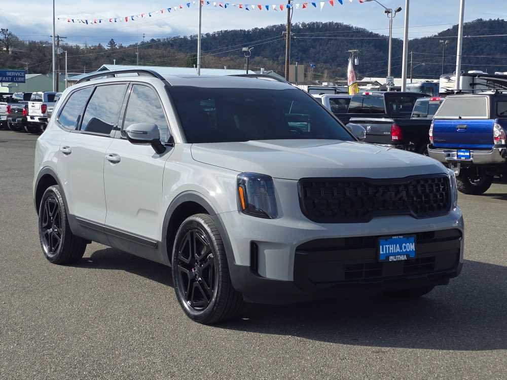 Used 2025 Kia Telluride EX X-Line image 8
