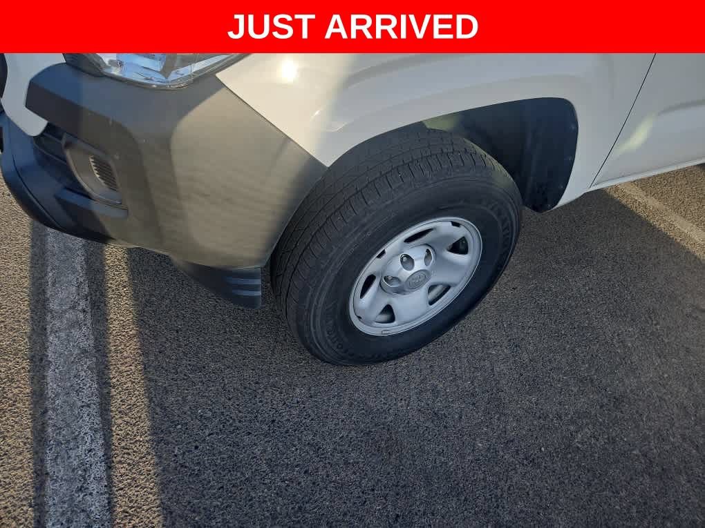 Used 2023 Toyota Tacoma SR RWD image 3