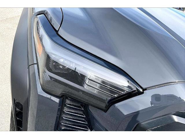Used 2025 Toyota Tacoma TRD Off-Road AWD/4WD image 26