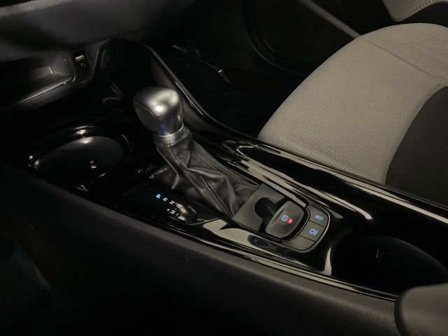 Used 2019 Toyota C-HR XLE image 18