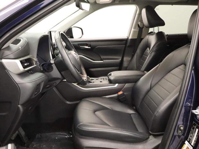 Used 2022 Toyota Highlander XLE image 13