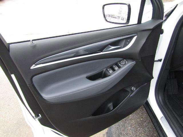 Used 2024 Buick Enclave Essence w/ Sport Touring Edition AWD/4WD image 23
