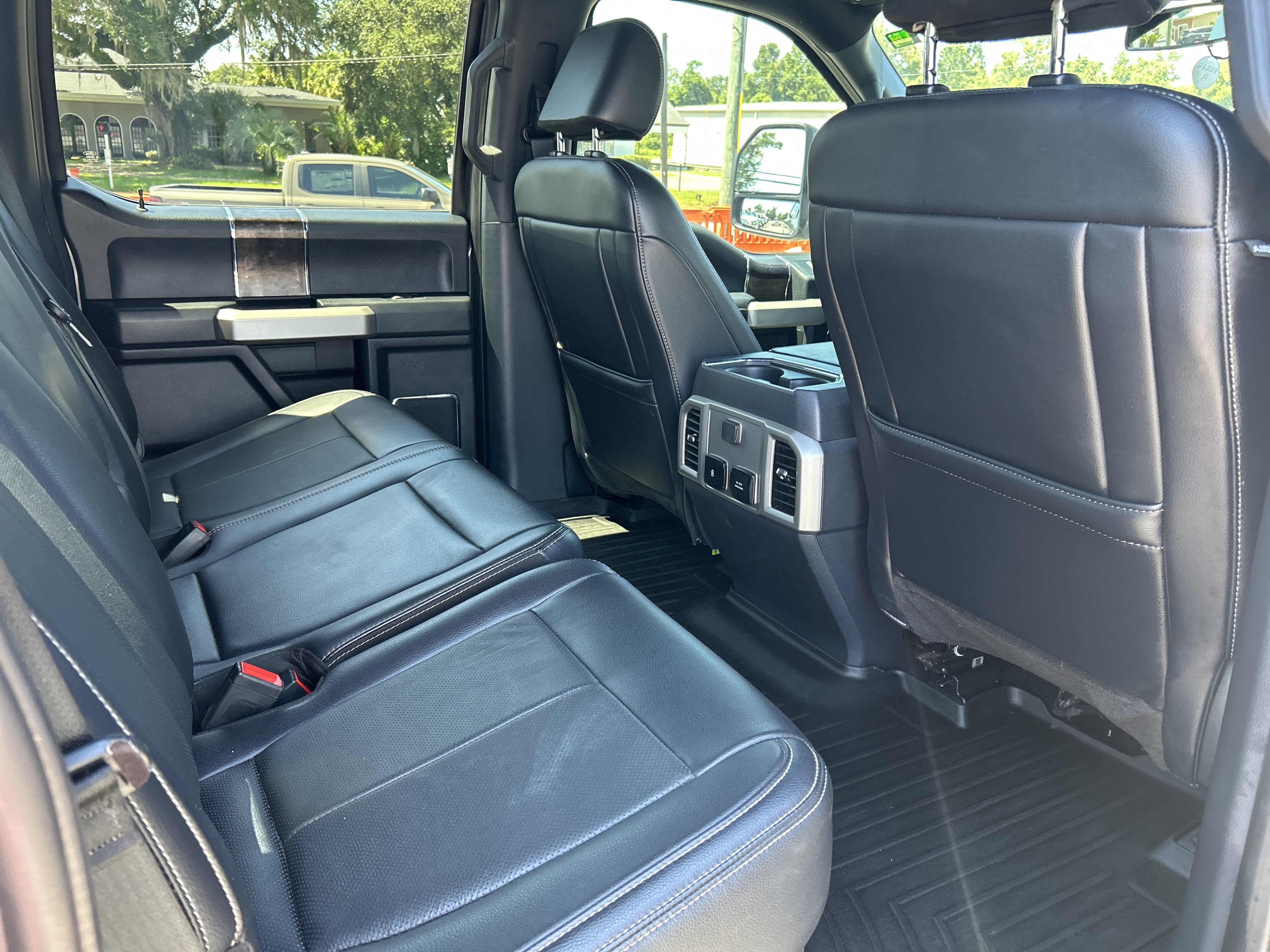 Certified 2022 Ford F350 Lariat w/ Lariat Ultimate Package AWD/4WD image 18