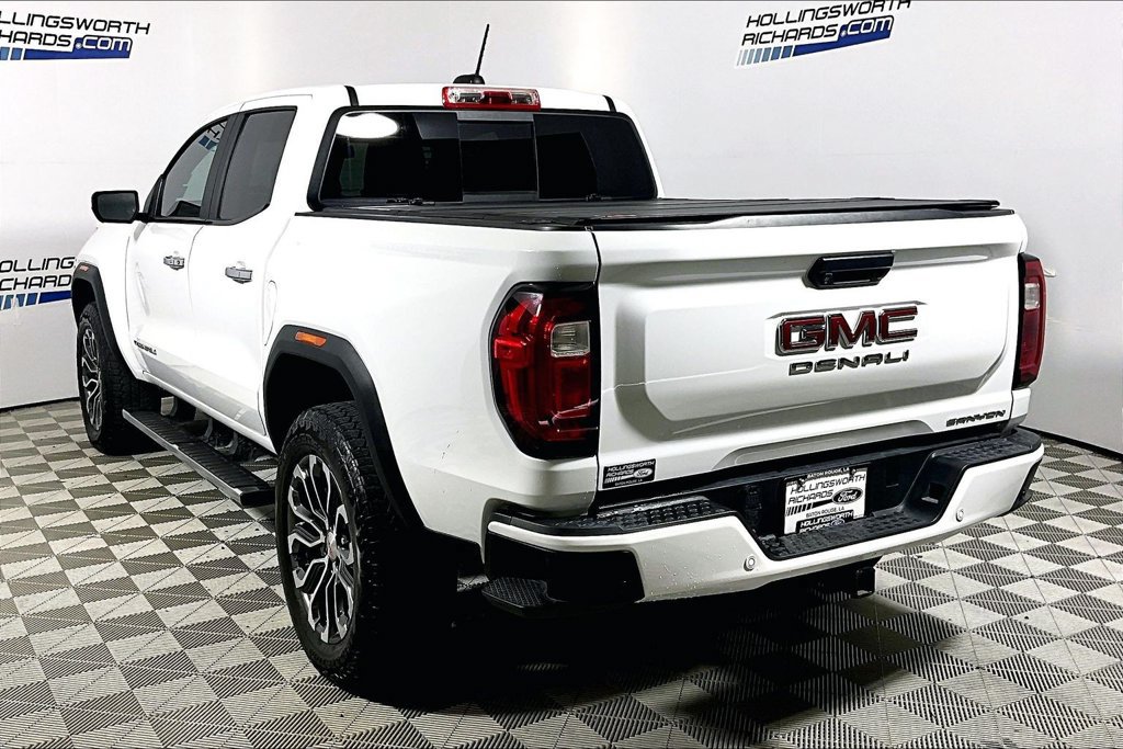 Used 2024 GMC Canyon Denali AWD/4WD image 8