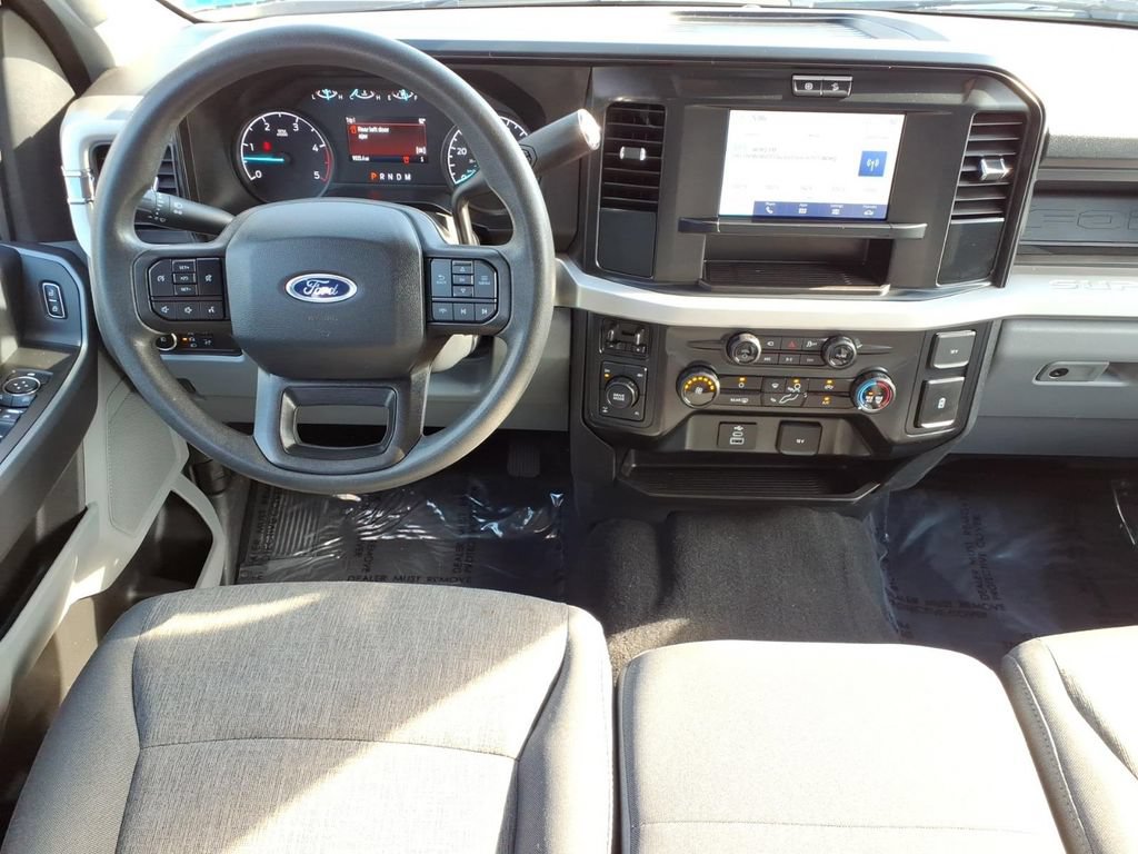 Certified 2025 Ford F350 XL w/ STX Appearance Package AWD/4WD image 18