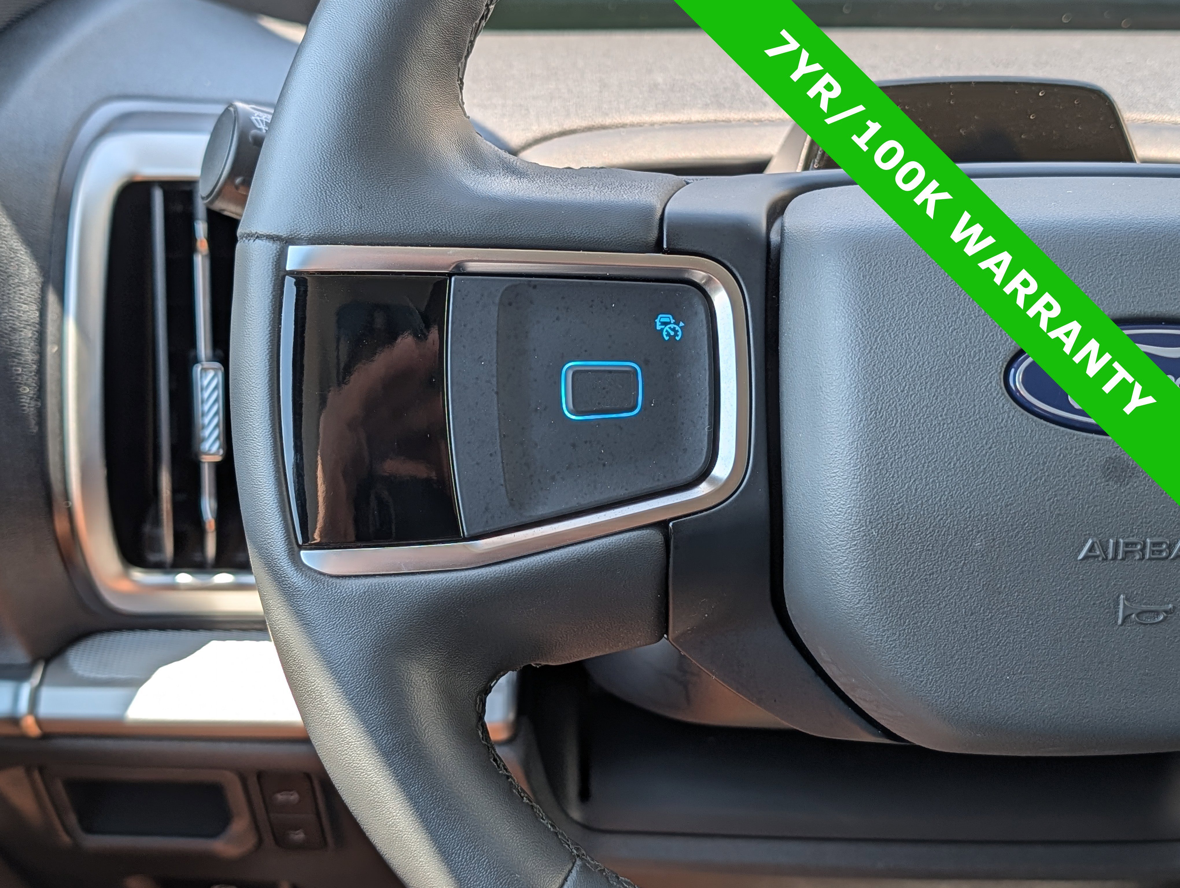 Certified 2025 Ford Expedition Active RWD image 29