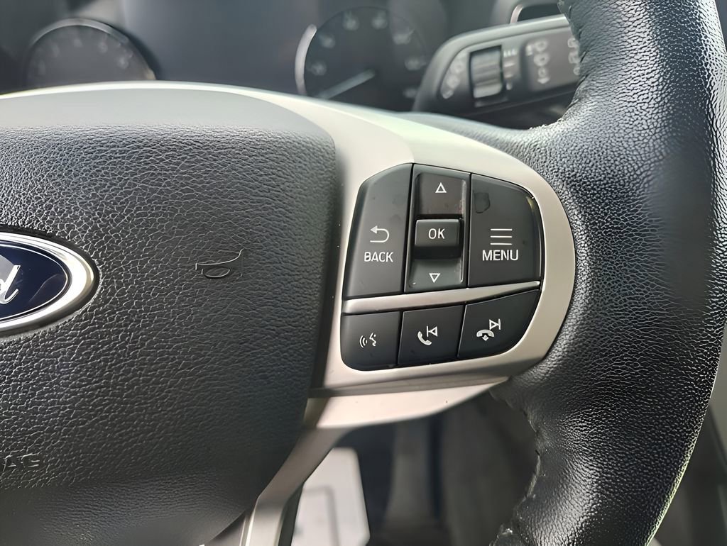 Certified 2022 Ford Explorer XLT w/ Equipment Group 202A image 14