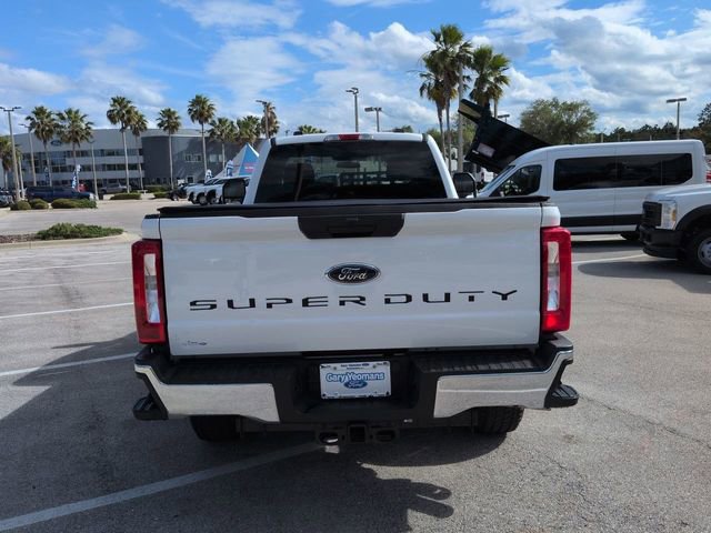 Certified 2025 Ford F250 XLT w/ FX4 Off-Road Package AWD/4WD image 4