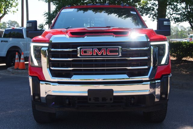 Used 2025 GMC Sierra 2500 SLE w/ Preferred Package AWD/4WD image 2