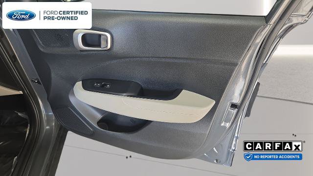 Used 2025 Hyundai Venue SEL FWD image 29