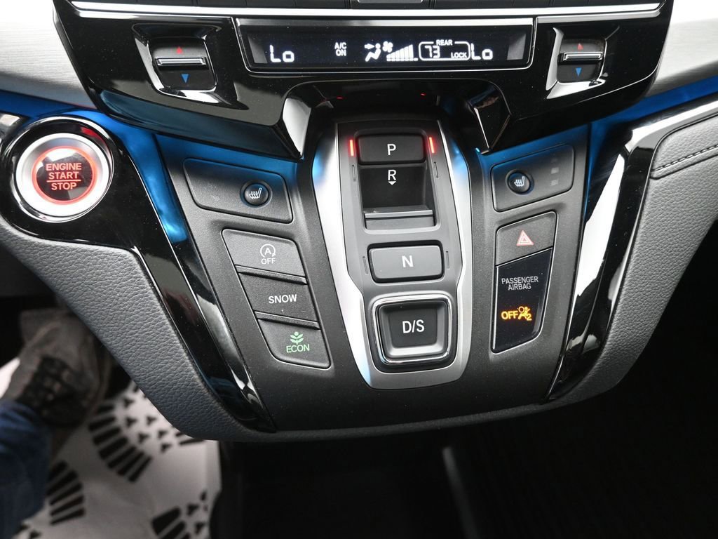 Used 2025 Honda Odyssey Touring image 13