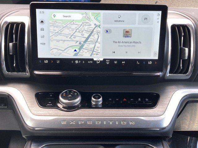 Certified 2025 Ford Expedition Max Platinum AWD/4WD image 10