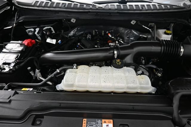 Certified 2025 Ford Expedition Active AWD/4WD image 34