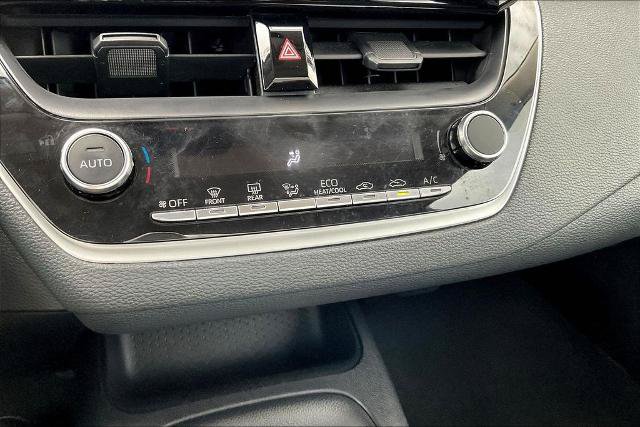 Used 2025 Toyota Corolla LE FWD image 15
