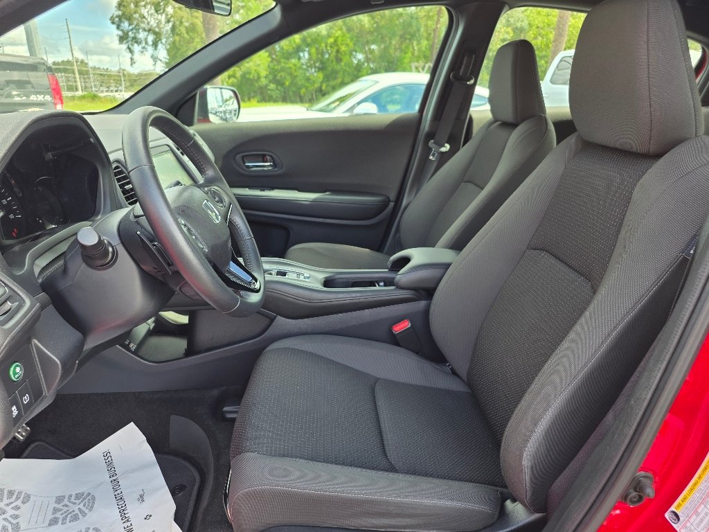 Used 2020 Honda HR-V Sport image 6