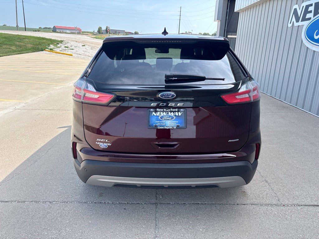 Certified 2023 Ford Edge SEL w/ Convenience Package AWD/4WD image 6