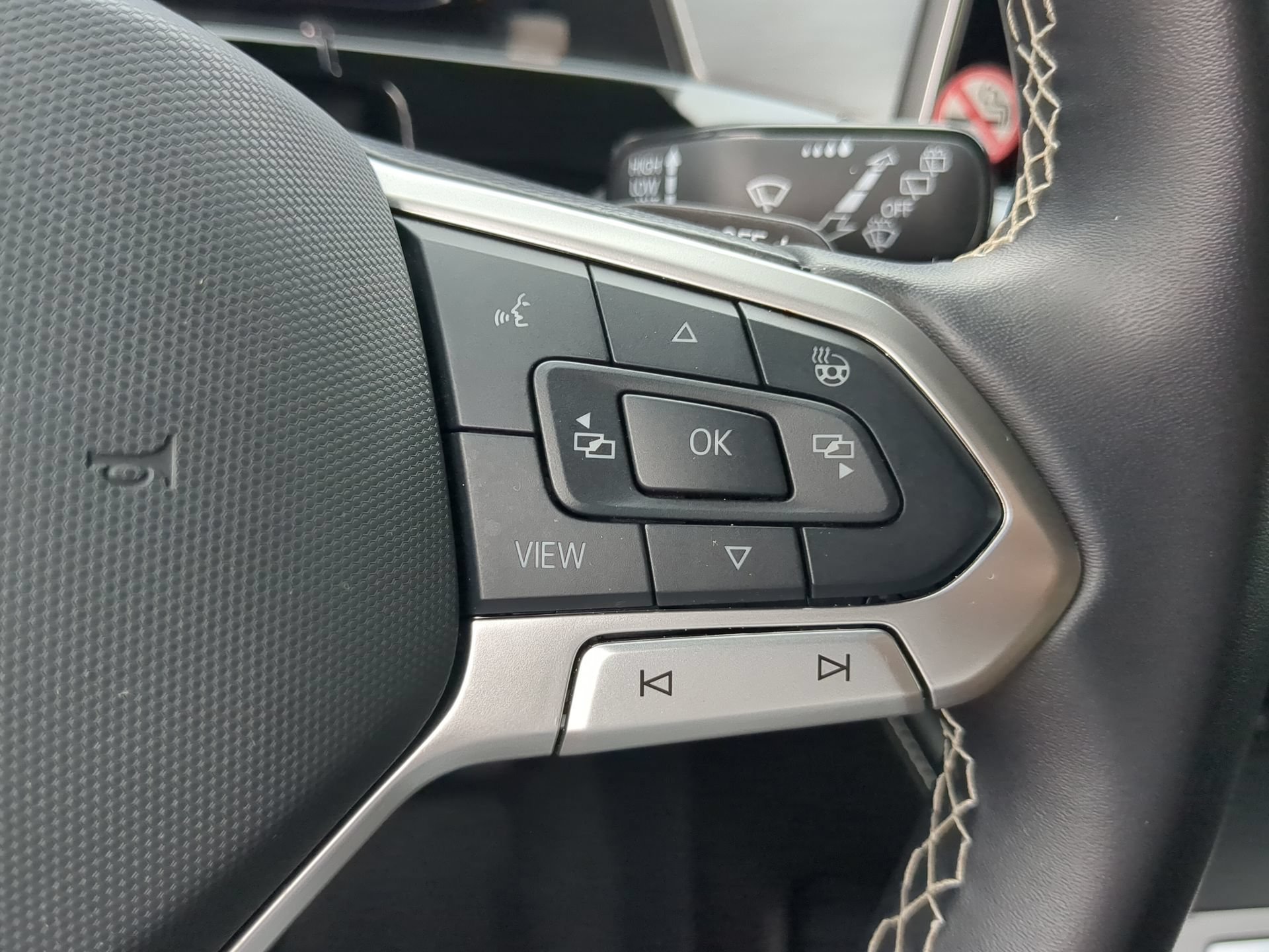 Used 2026 Volkswagen Atlas Cross Sport SE FWD image 66
