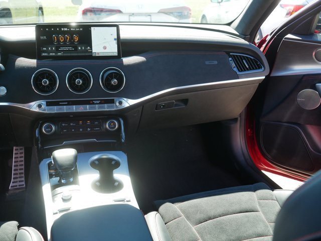 Used 2023 Kia Stinger GT2 AWD/4WD image 22