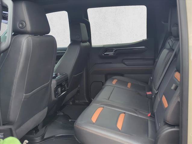 Used 2023 GMC Sierra 1500 AT4 w/ Technology Package AWD/4WD image 16