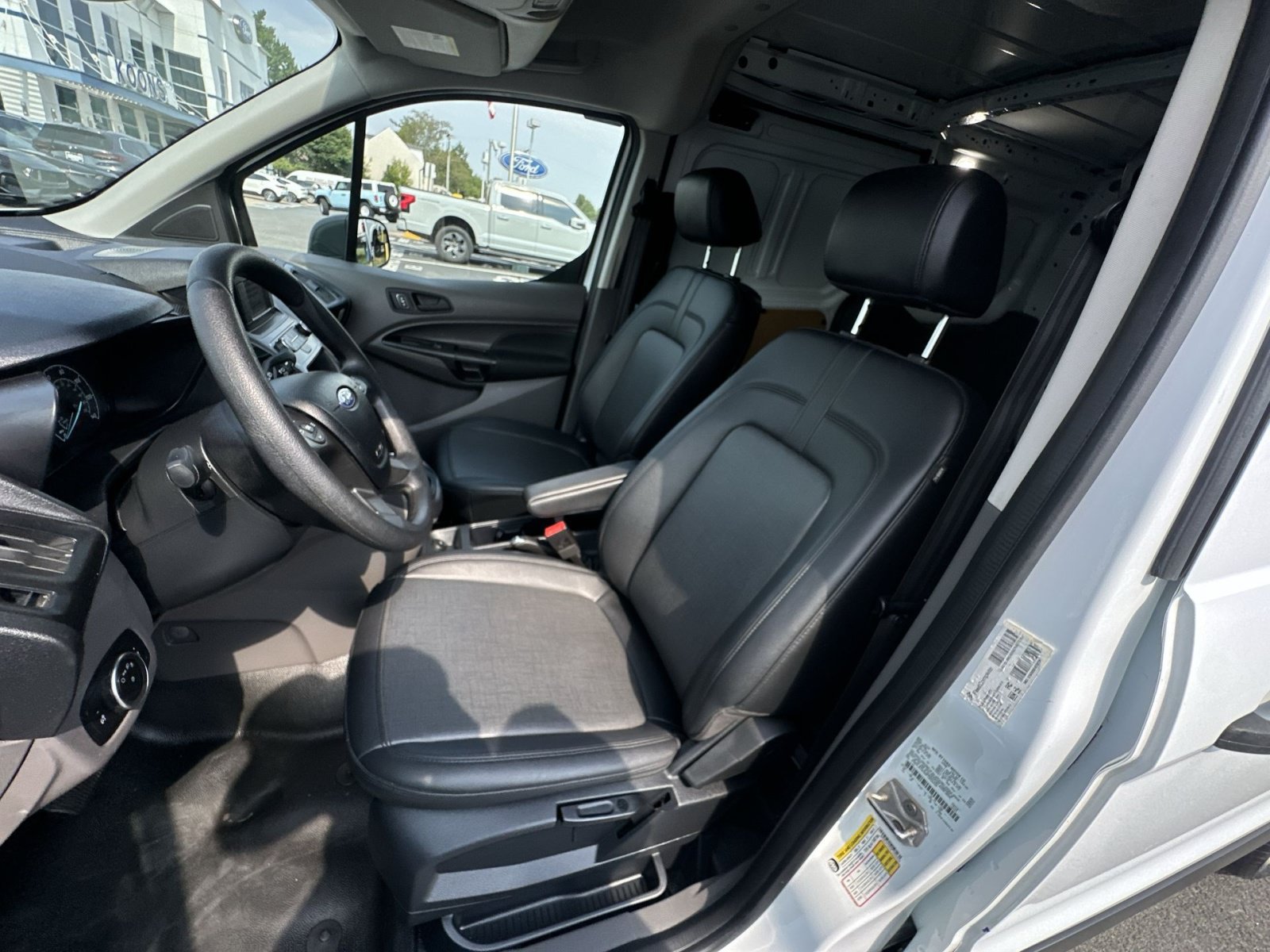 Certified 2023 Ford Transit Connect XL FWD image 21