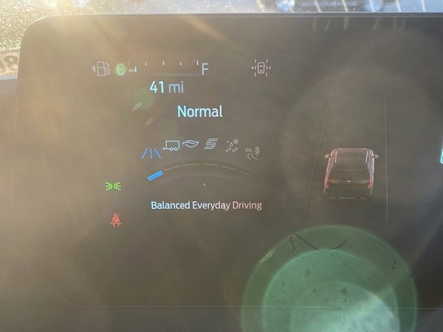 Certified 2025 Ford Expedition Active image 22