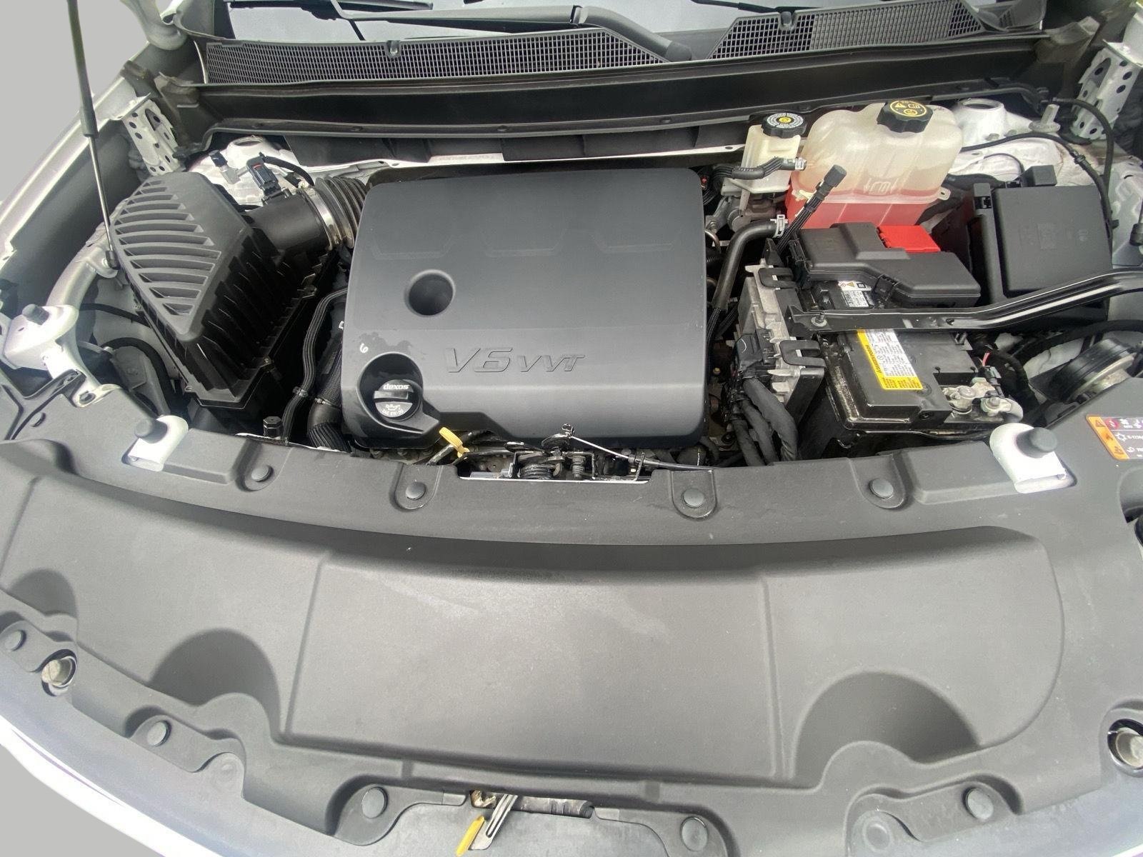 Used 2020 Chevrolet Traverse LT w/ LPO, Floor Liner Package AWD/4WD image 7